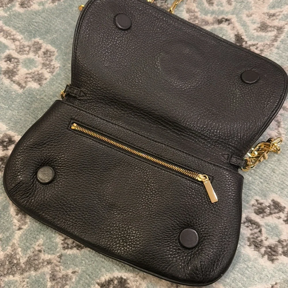 Tory Burch Amanda Logo Flap Clutch ‘Black’